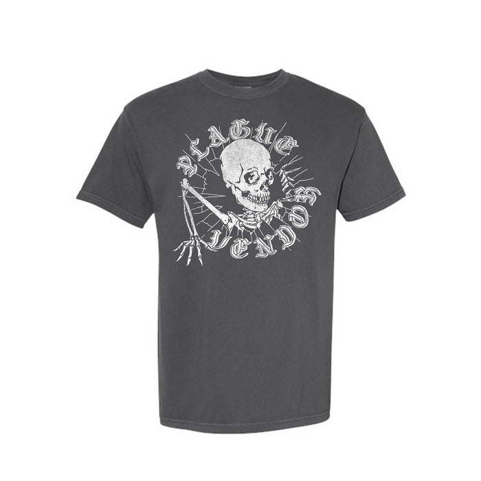 A dark gray Comfort Colors t-shirt from Plague Vendor featuring a white graphic of a grinning skull surrounded by bones and barbed wire, with "PLASTIC HEAD" in stylized curved text.