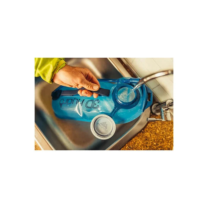 שלוקר 3D Hydro: נפח 3 ליטר - מתאים לטיולים ארוכים ורכיבות אופניים