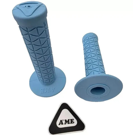 A'me TRI classic grips bubble font Old School grips