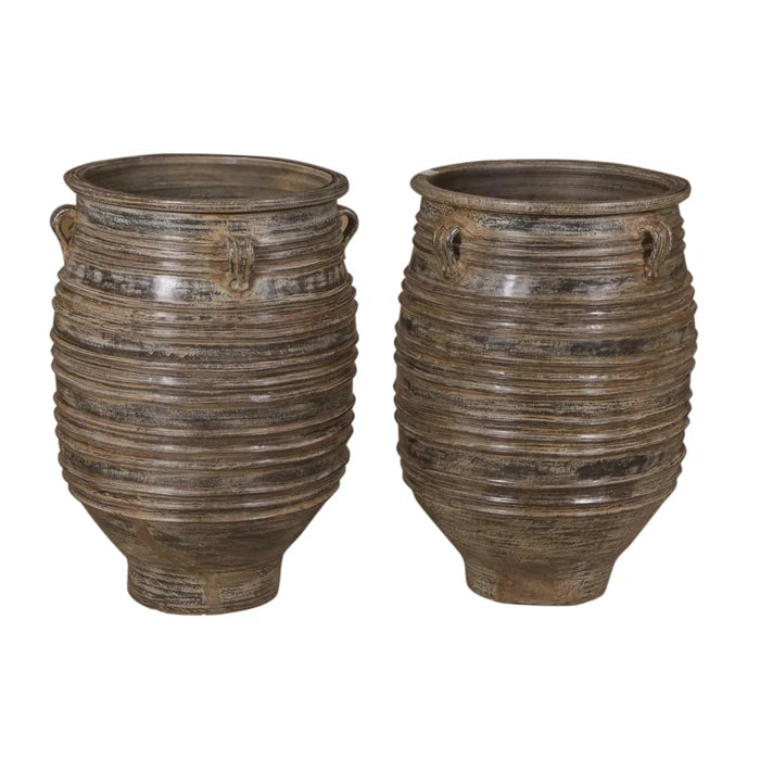 Artisan Clay Pot: Product View