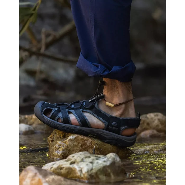 סנדלי שטח סגורים לגברים Cedrus בצבע חום של Outdoor Revolution