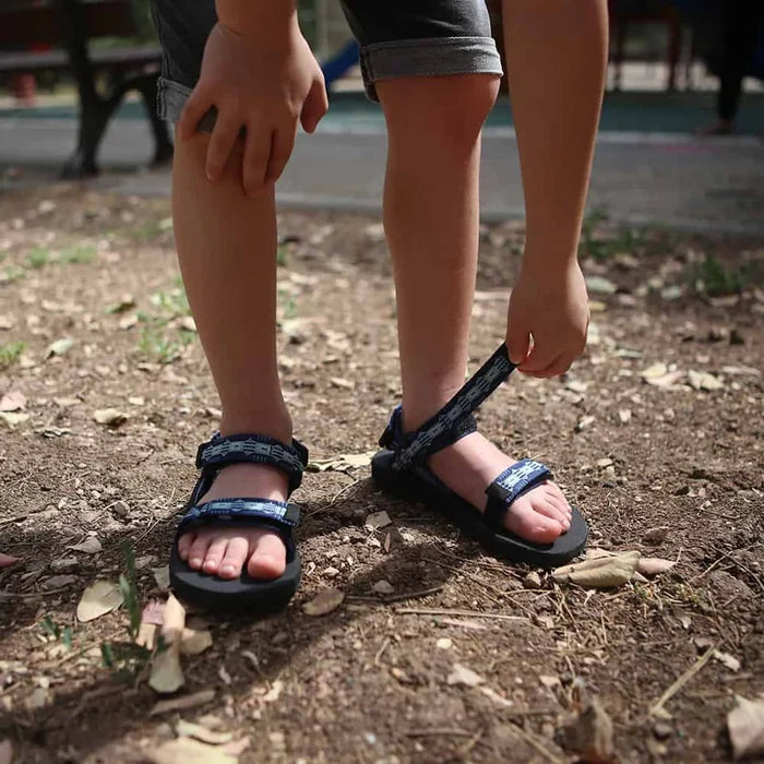 סנדלי שורש קלאסי ילדים - רצועות מתכווננות להתאמה אישית