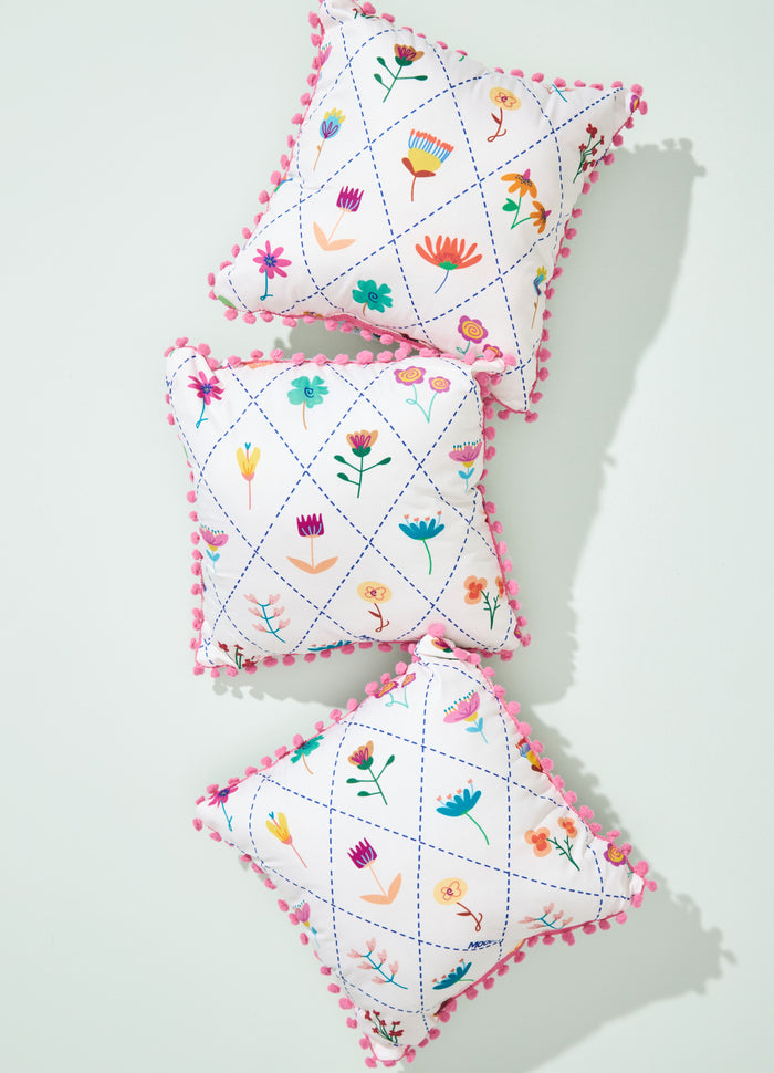 Flower Scent Pompom Cushion