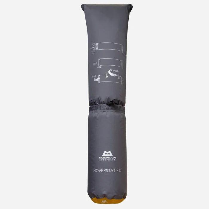תקריב על שק הניפוח Windsock מחובר לשסתומי הניפוח הדו-כיווני של מזרון שטח Hoverstat 7.0