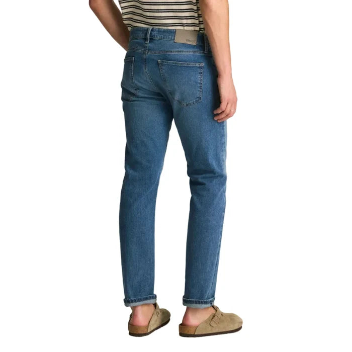 Men's Marcus Slim Straight Selvedge Jeans