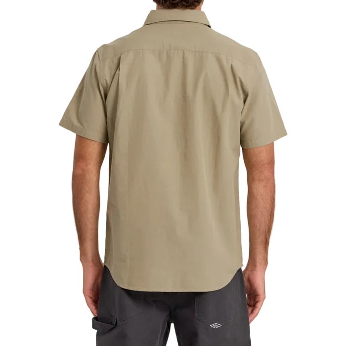 Men's Shore Break Classic Short Sleeve Button-Up Shirt