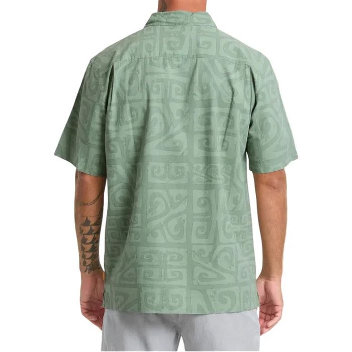 Men's Waterman Tiki Beach Short Sleeve Button Down Shirt