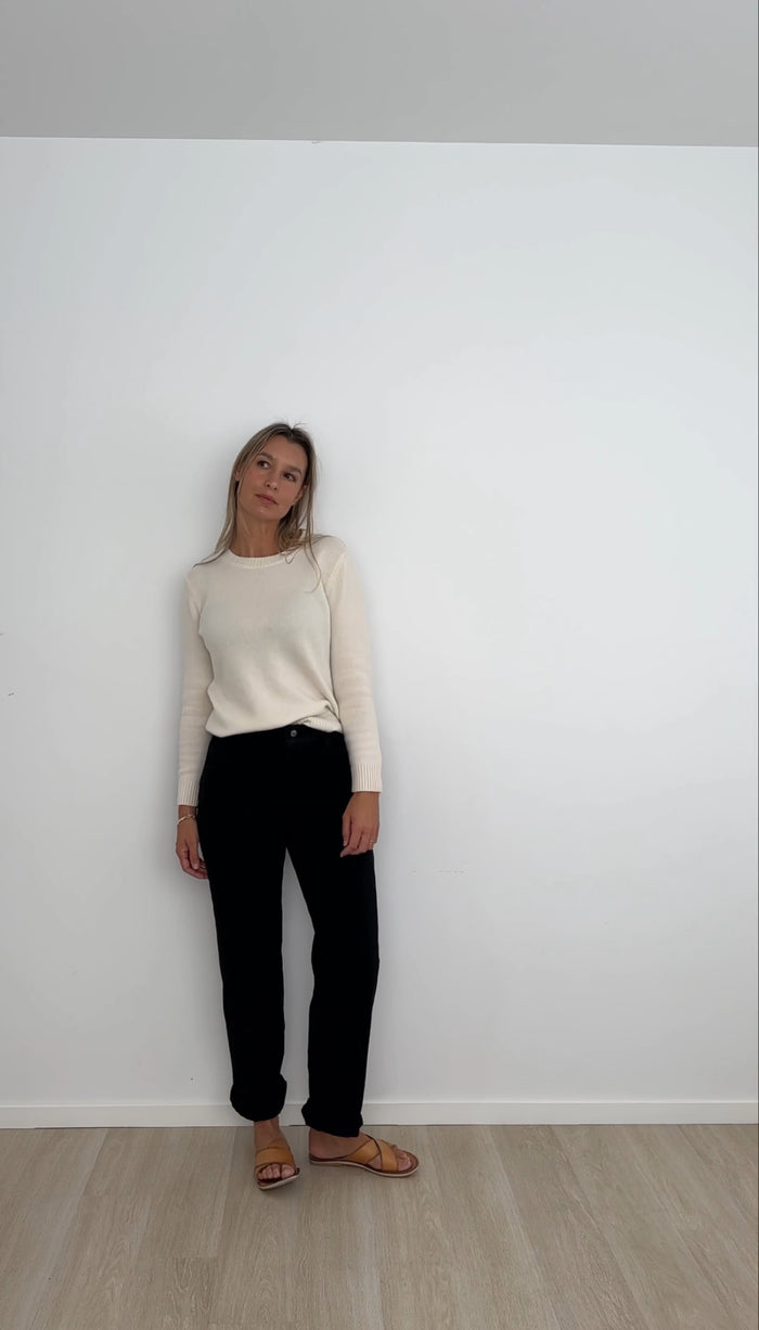 MOM Jeans Black
