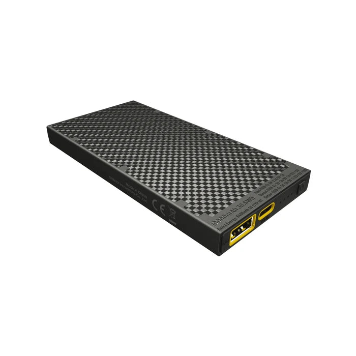 השוואת גודל: מטען נייד Nitecore NB10000 GEN2 קומפקטי ונוח לנשיאה