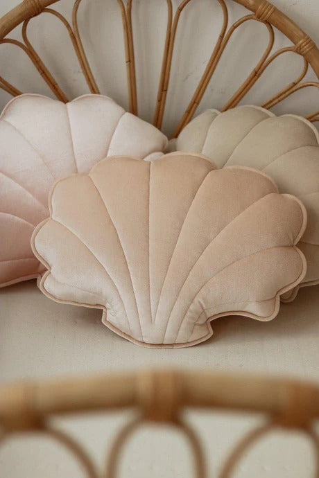 Velvet Shell Cushion Apricot Pearl