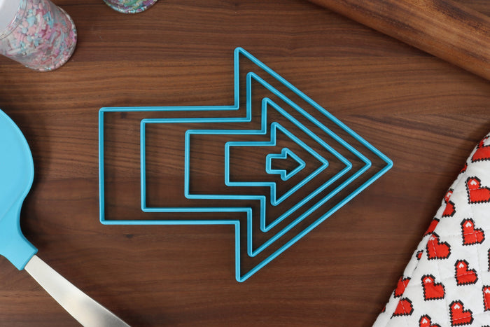 XL Arrow Cookie Cutters - 9in Through 1in - Concentric Cutter - 5 Sizes included - Decorative Fondant Cakes & Cookie Towers