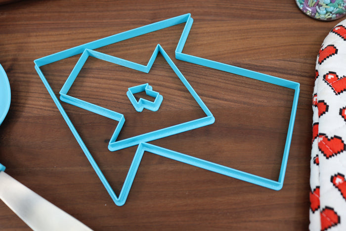 XL Arrow Cookie Cutters - 9in Through 1in - Concentric Cutter - 5 Sizes included - Decorative Fondant Cakes & Cookie Towers